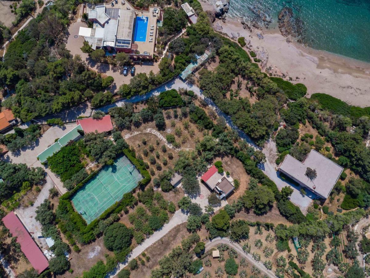 Black Diamond Beachfront Pool Villa Pasithea In Sounio, Athens 수니언 외부 사진