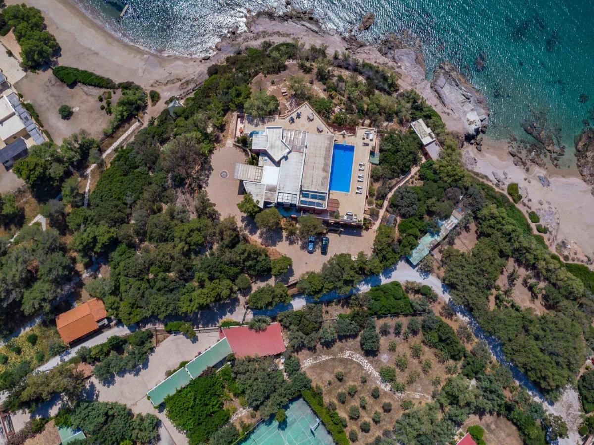 Black Diamond Beachfront Pool Villa Pasithea In Sounio, Athens 수니언 외부 사진