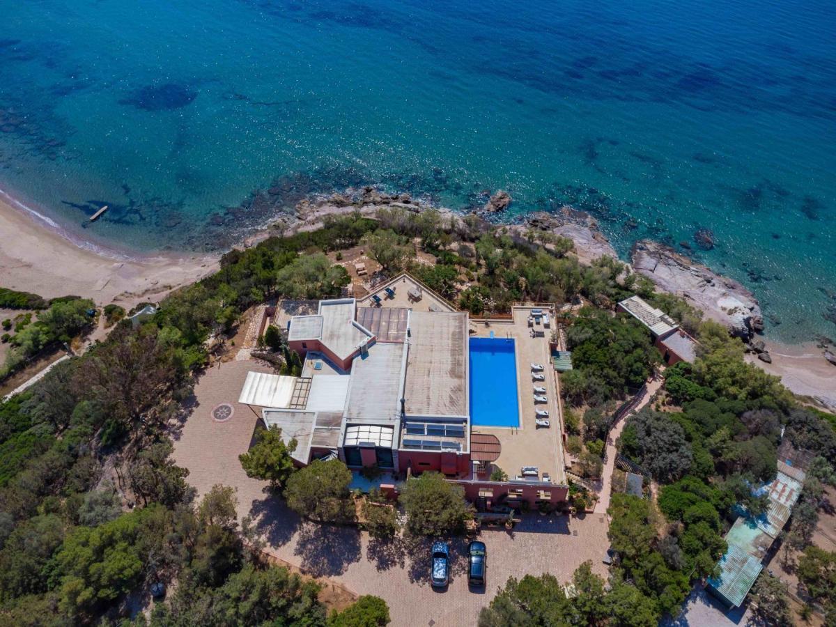 Black Diamond Beachfront Pool Villa Pasithea In Sounio, Athens 수니언 외부 사진