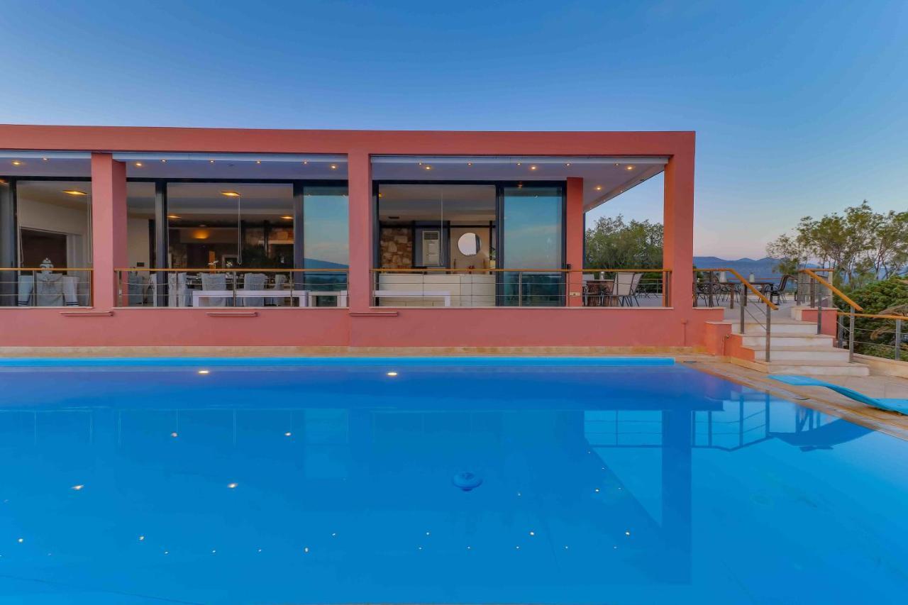 Black Diamond Beachfront Pool Villa Pasithea In Sounio, Athens 수니언 외부 사진