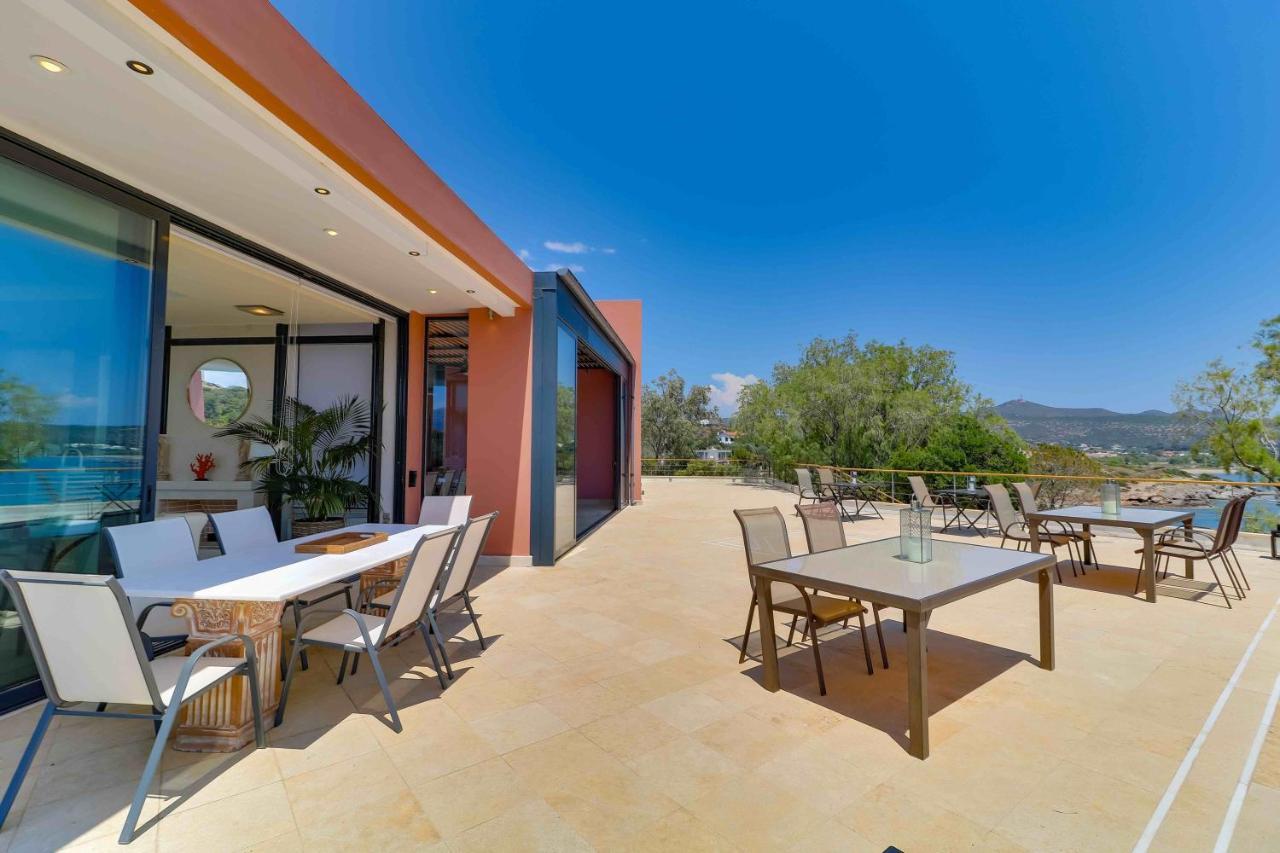 Black Diamond Beachfront Pool Villa Pasithea In Sounio, Athens 수니언 외부 사진