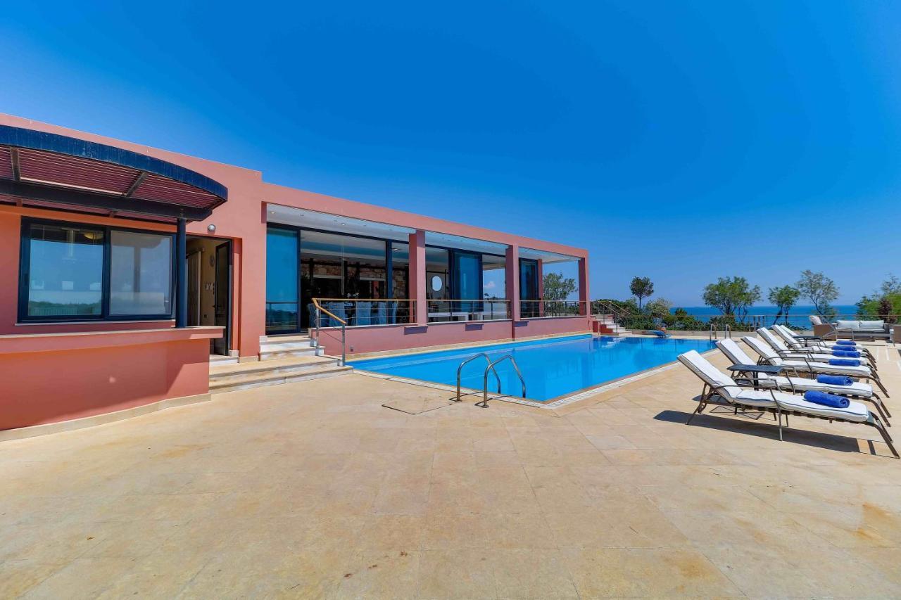 Black Diamond Beachfront Pool Villa Pasithea In Sounio, Athens 수니언 외부 사진